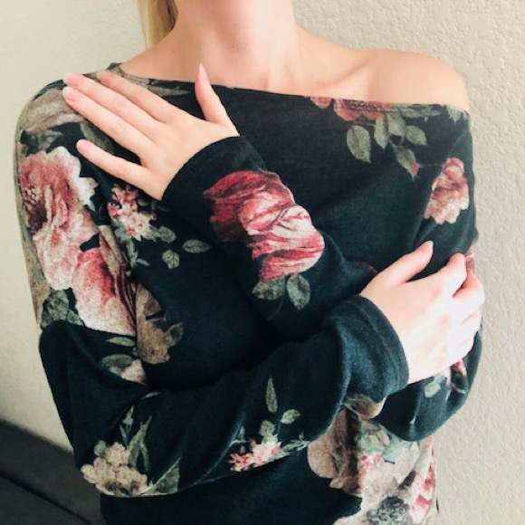 😻Last Large! Green Floral Off Shoulder Sweater - Picture 2 of 8
